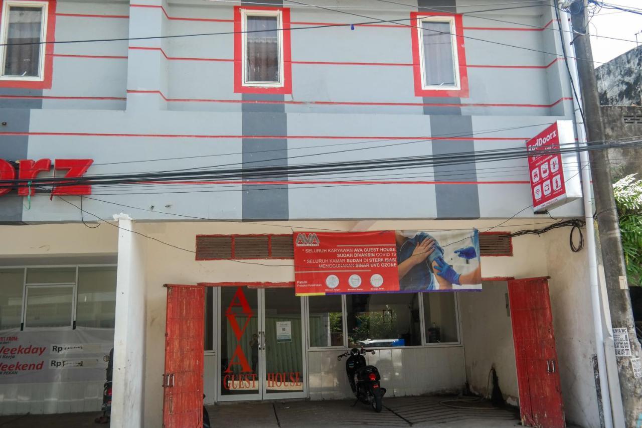 נקסר Reddoorz At Jalan Somba Opu Losari מראה חיצוני תמונה