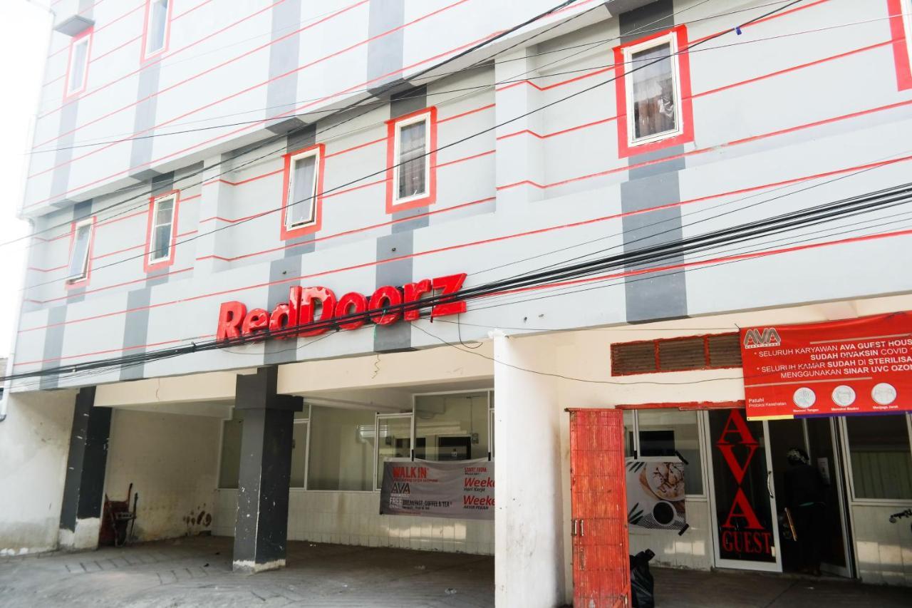 נקסר Reddoorz At Jalan Somba Opu Losari מראה חיצוני תמונה